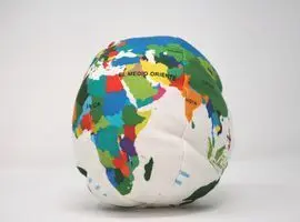 GLOBO ECO POLÍTICO MINI CASTELLANO (15CM)