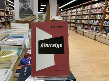 El Club de lectura del setembre serà 'Aterratge' de l'Eva Piquer!