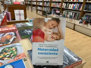 Presentem 'Maternidad consciente', de Laia Casadevall!
