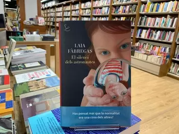 Presentem el Premi Joanot Martorell 2023! 'El silenci dels astronautes', de Laia Fàbregas Ferrús.